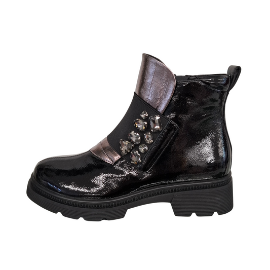 Loretta Vitale C3874