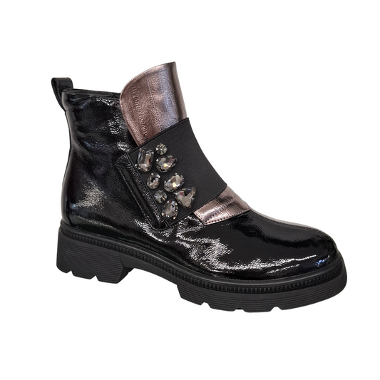 Loretta Vitale C3874