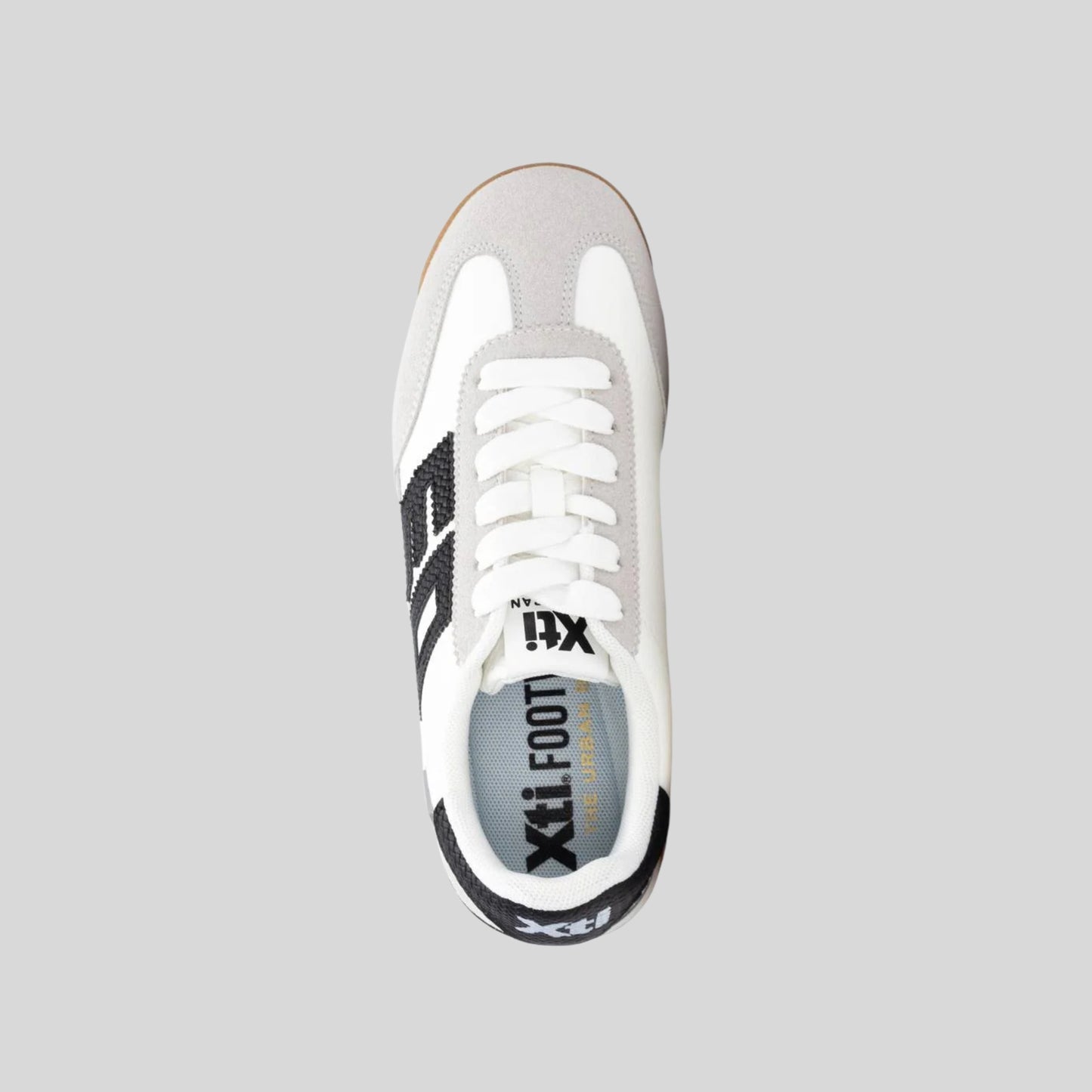 XTI White Casual Runner 145018