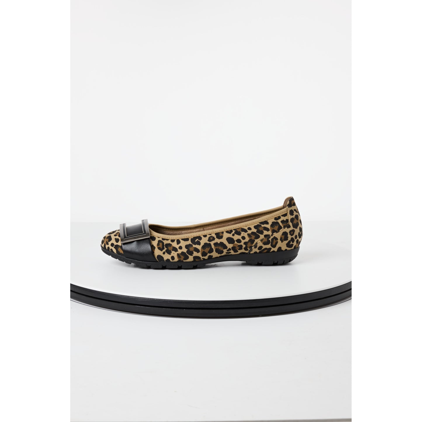 Marco Tozzi Flat Leopard print pump with silver and black buckle 22111-44
