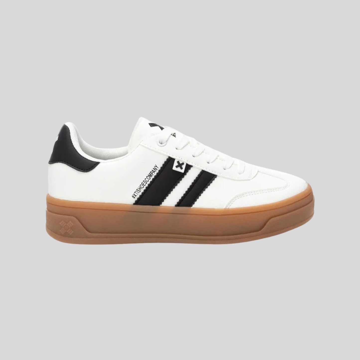 XTI Women's Classic White Trainer 143645