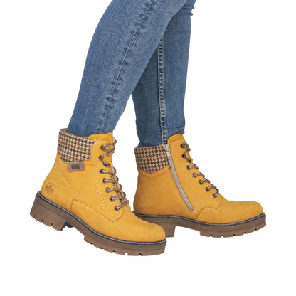 Rieker Y8130 Laced Boot
